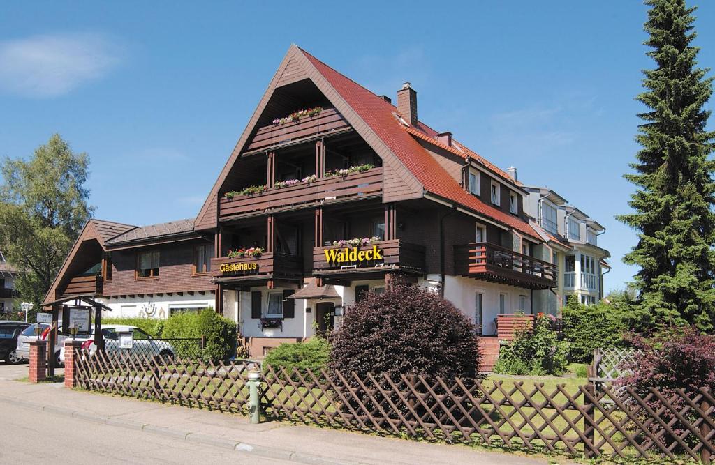 Gaestehaus Waldeck ティティゼー・ノイシュタット エクステリア 写真